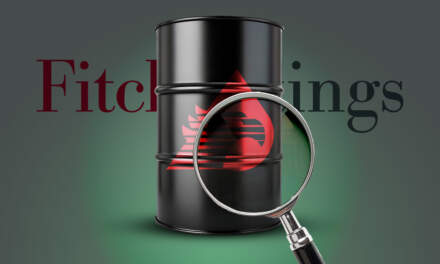 Fitch pone calificación de Pemex en observación positiva por estrategia de Hacienda