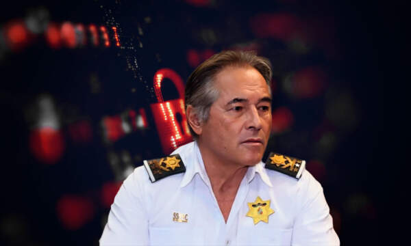 La Secretaría de Hacienda y Crédito Público anunció el bloqueo de cuentas a Hernán Bermúdez Requena, ex secretario de Seguridad de Tabasco.