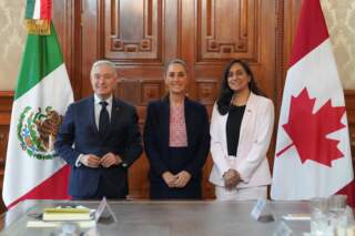 Claudia Sheinbaum se reúne con representantes del gobierno de Canadá