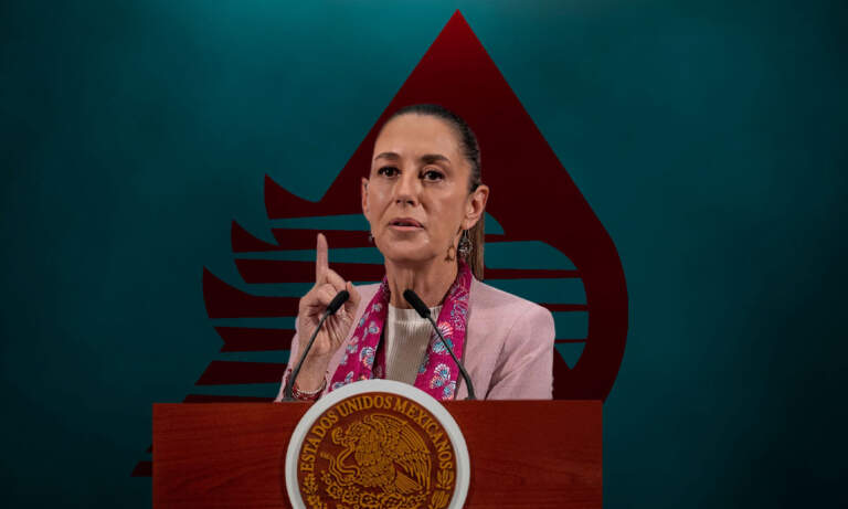 Se detuvo el intento de sobornos a funcionarios de Pemex a tiempo: Claudia Sheinbaum