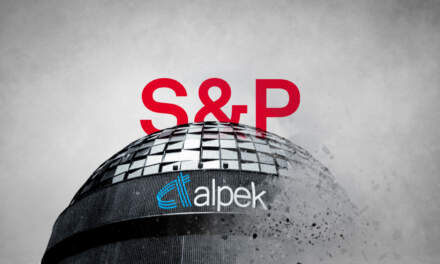 Controladora Alpek abandona IPC tras rebalanceo; muestra regresa a 35 emisoras