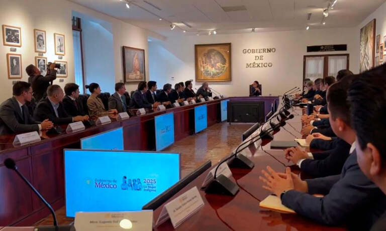 Sener y Sheinbaum renuevan estrategia para mantener la gasolina por debajo de 24 pesos