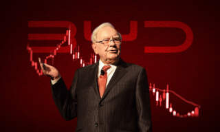 Warren Buffett abandona a la industria automotriz china; acciones de BYD se desploman
