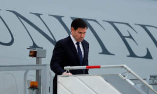 Marco Rubio llega a México; se reunirá con Claudia Sheinbaum