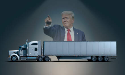 Respiro para México: Donald Trump revela nueva fecha para aranceles a camiones medianos y pesados