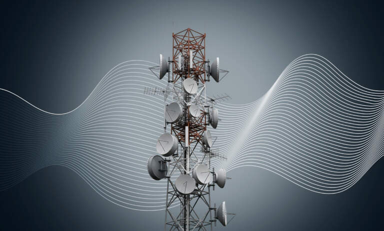 México paga caro por conectarse: altos costos del espectro frenan cobertura