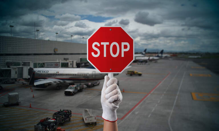 Aerolíneas mexicanas se manifiestan ante la cancelación de 13 rutas hacia Estados Unidos