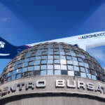 Aeroméxico regresa a la BMV y debuta en Wall Street