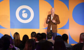 Coca-Cola FEMSA busca impulsar las tienditas en latinoamérica con herramientas de inteligencia artificial