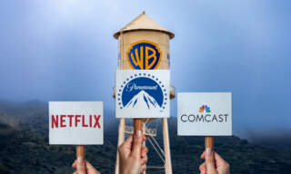 Netflix y Comcast se suman a la pelea por Warner Bros mientras Paramount lanza su cuarta oferta