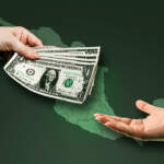 Remesas de norte a sur: Tijuana y San Cristóbal, los municipios que más dólares captan