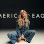 Polémica con Sydney Sweeney cumple su cometido: impulsa a American Eagle a mejorar sus perspectivas del 4T25