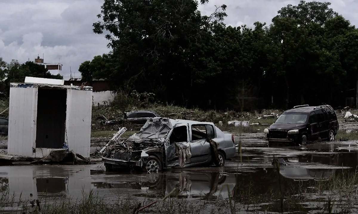 Huracanes y lluvias impulsan a las aseguradoras; ingresos de la industria ascienden a más de 700,000 mdp en 2025