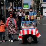 Un millón de mexicanos salen del mercado laboral: Inegi