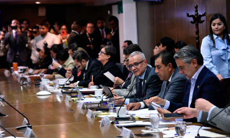 Estado de México apuesta por disciplina financiera e inversión social récord en 2026