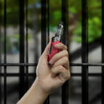 ¿Te pueden meter a la cárcel por usar vapeadores? Esto dice la propuesta de reforma a la ley de salud