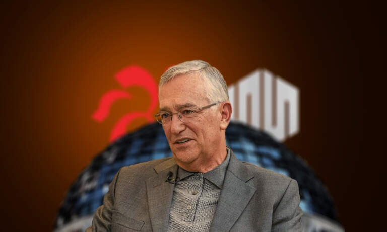 BMV busca desliste de Elektra; solicita autorización de la CNBV