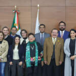 Ernestina Godoy acomoda a cercanos en áreas clave de la FGR