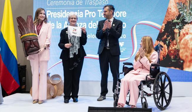 La presidencia mexicana fortalecerá a la Alianza como un foro de cooperación que, sin perder de vista su vocación económica y comercial, avanza hacia una integración más profunda basada en la solidaridad, el bienestar y el desarrollo sostenible e inclusivo.