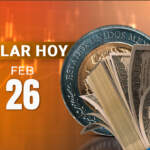 Datos de empleo en México y EU fortalecen al dólar; el peso frena racha positiva