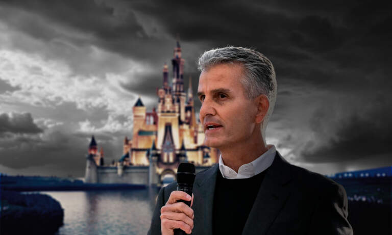 Josh D’Amaro inicia con el pie izquierdo en Disney: polémicas, IA y pérdidas millonarias