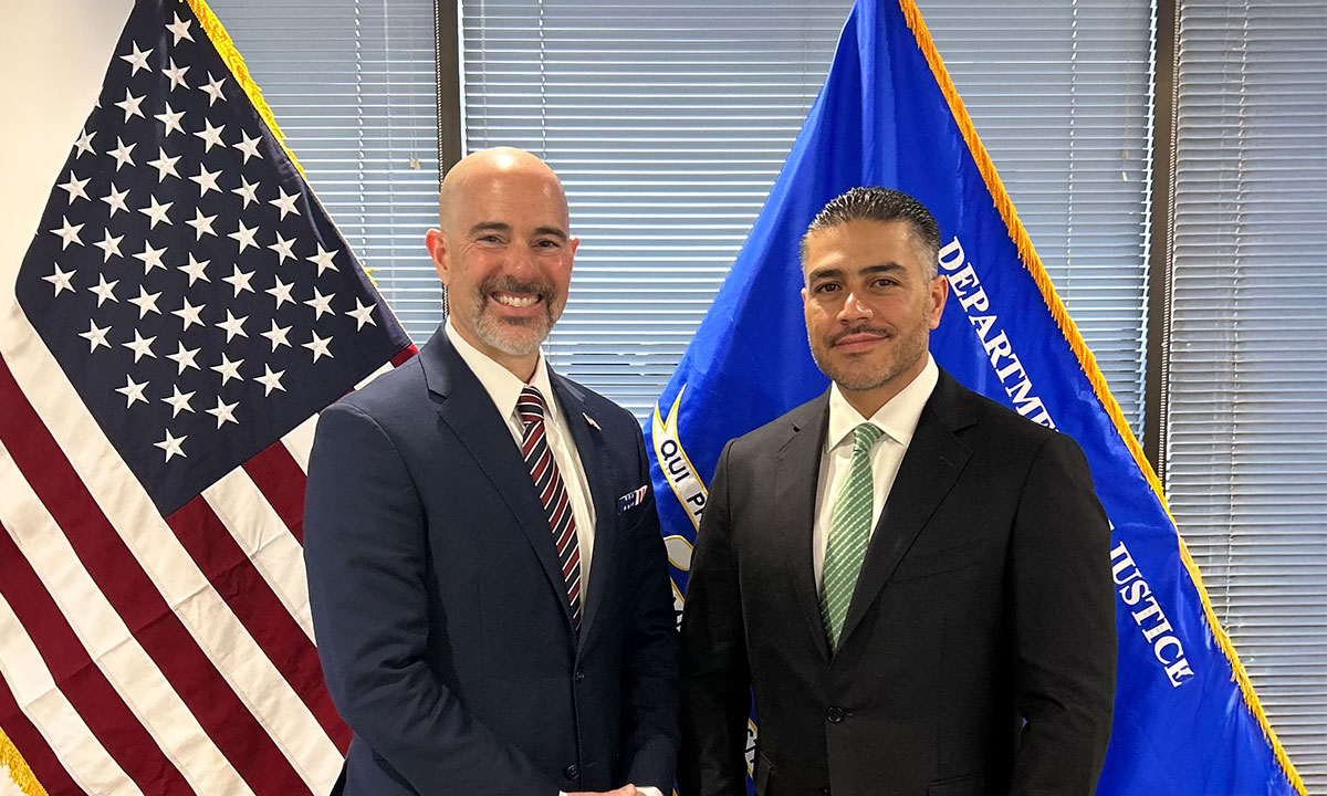 Harfuch se reúne con director de la DEA; reforzarán cooperación para combatir al narcotráfico