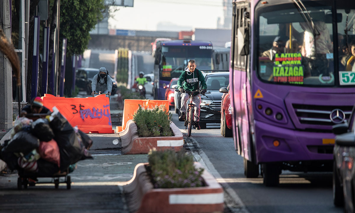 Las obras de la Ciclovía de Calzada de Tlalpan debieron entregarse el año pasado