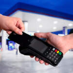 Mexicanos pagan casi 100,000 mdp con tarjeta para cargar gasolina