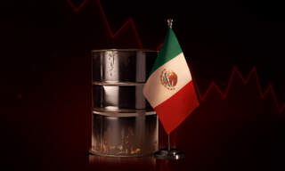 Petróleo mexicano pierde 11% ante caída global del crudo