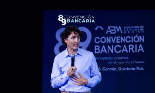 Aumento de impuestos a los ricos beneficia a la clase media: Justin Trudeau