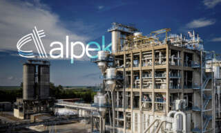 Alpek cierra planta en Argentina y suma su segundo recorte en 2026