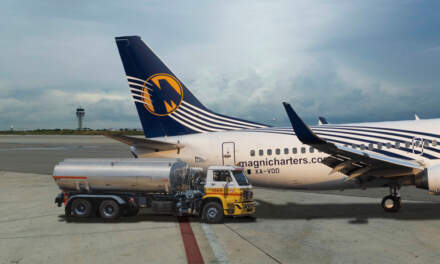 Magnicharters se queda sin dinero para turbosina: la estocada final a una aerolínea en crisis