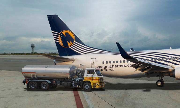 Magnicharters se queda sin dinero para turbosina: la estocada final a una aerolínea en crisis