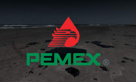 Gobierno reconoce a Pemex como responsable del derrame en el Golfo de México; separan a tres funcionarios de su cargo