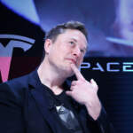 Después de xAI, Elon Musk podría sumar a Tesla a SpaceX antes de su salida a bolsa