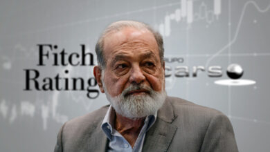 Carlos Slim enfrenta tres focos rojos en Grupo Carso, advierte Fitch