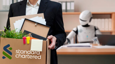 Standard Chartered acelera uso de IA y prepara recorte de empleos