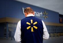 Walmart suma despidos