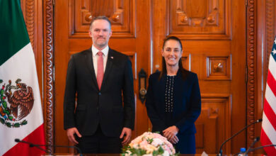 Claudia Sheinbaum concluye reunión con Jamieson Greer; destaca avances en el T-MEC