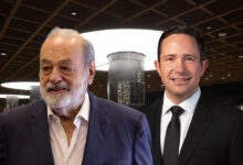 Carlos Slim y Benjamín Salinas Pliego asistieron como representantes del sector empresarial en la embajada de EU