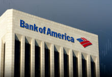Bank of America se desploma 8% en Wall Street ante la decepción por su reporte y la multa de 1,200 mdd