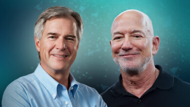 Jeff Bezos y Mark Stevens han sido de los l¿empresarios que más han vendido acciones de su compañía