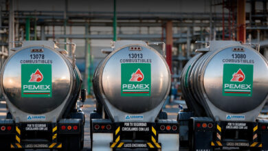 Pemex debe reducir las importaciones de gasolina a 30% para mejorar financieramente: HR Ratings