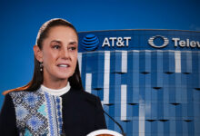 Claudia Sheinbaum defendió la compra de AT&T México por parte de Televisa y sostuvo que la prioridad debe ser garantizar la competencia en el sector de telecomunicaciones.